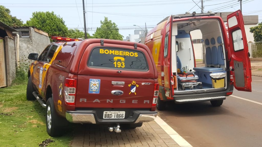 Adolescente se fere ao manusear panela de pressão