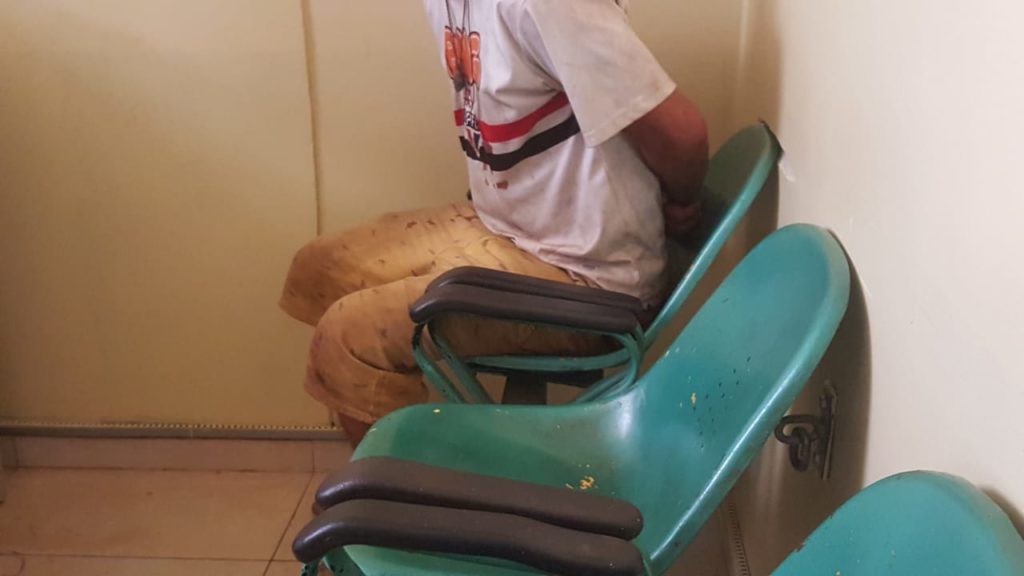 Choque detém homem alterado em Cascavel