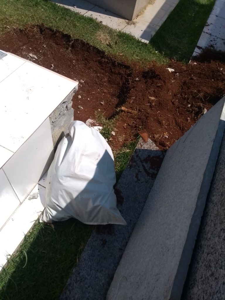 Saco com ossos: Acesc nega falta de zelo
