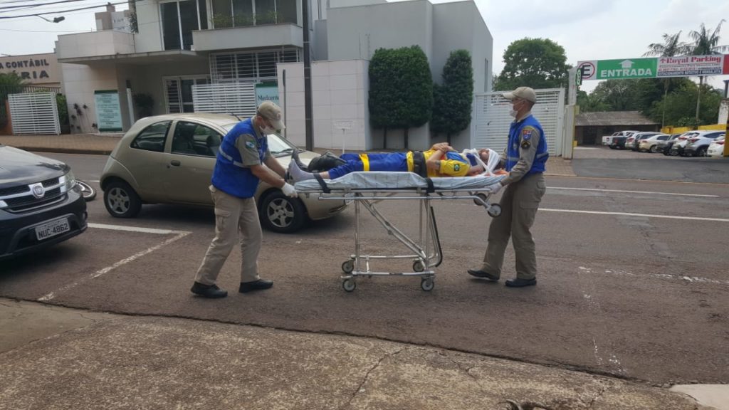 Trabalhador fica ferido ao se envolver em acidente da Rua Minas Gerais