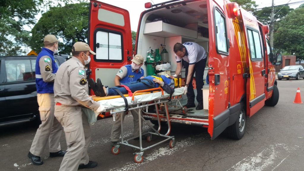 Idosa fica ferida ao ser atropelada na Rua Maranhão