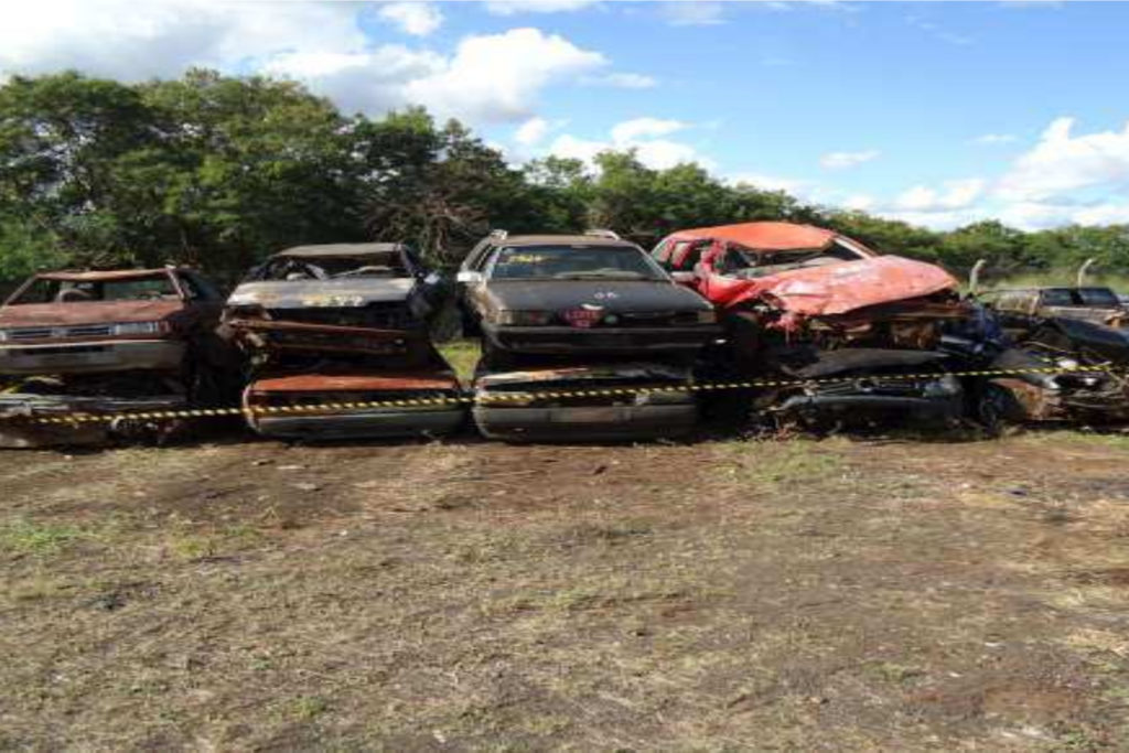 DER leiloa mais de mil sucatas de veículos automotores