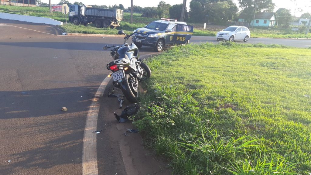 Motociclista fica em estado grave, em acidente na BR-163
