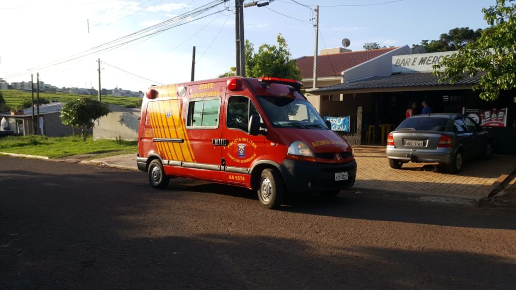 Bombeiros são acionados para atendimento de homem no Bairro Aclimação