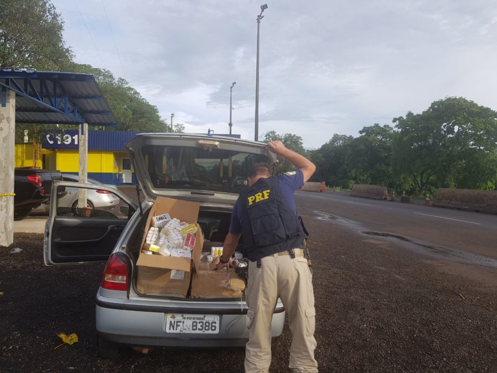 PRF apreende grande quantidade de medicamentos ilegais na BR-277
