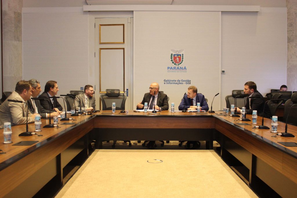 Empresários russos conhecem os projetos da Nova Ferroeste