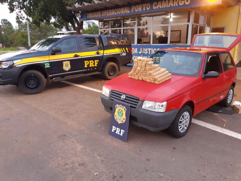 PRF prende casal com maconha escondida em carro no noroeste do Paraná
