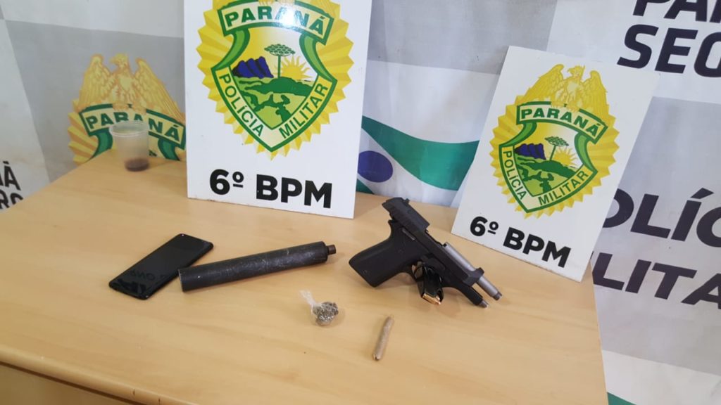 Procurado pelo crime de homicídio, homem é detido com pistola equipada com silenciador