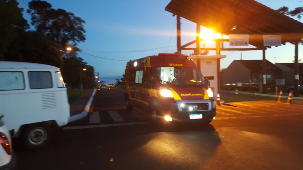 Criança de 3 anos cai de bicicleta e fica ferida