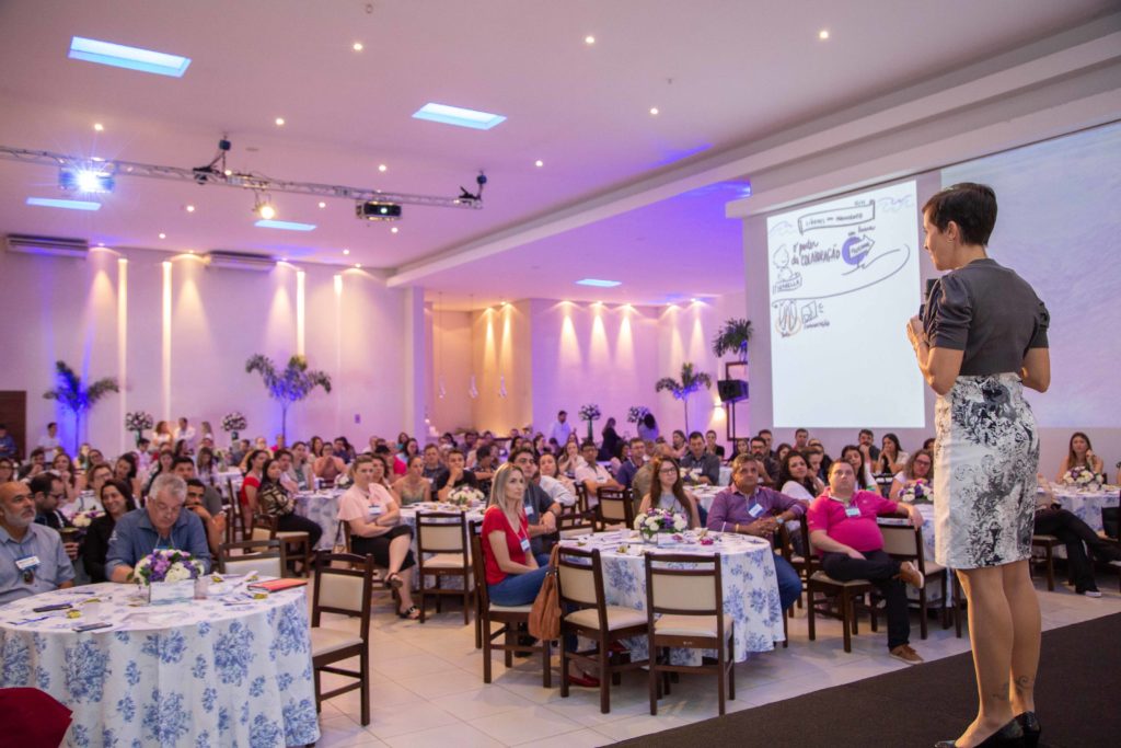 Evento do Sebrae, em Cascavel, trabalha a liderança para o futuro