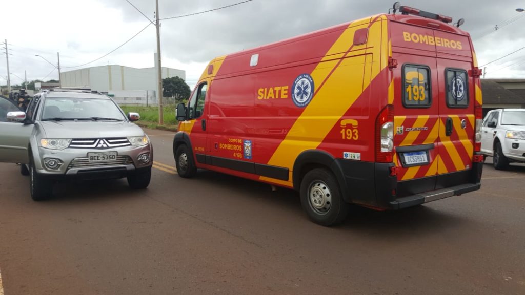 Adolescente fica ferido em acidente na marginal da PRC-467