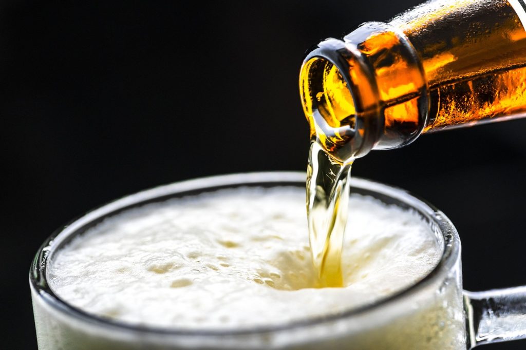 Casa noturna de Realeza é interditada ao fornecer bebidas para adolescentes