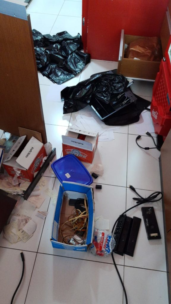 Bandidos deixam prejuízo em cafeteria de Cascavel