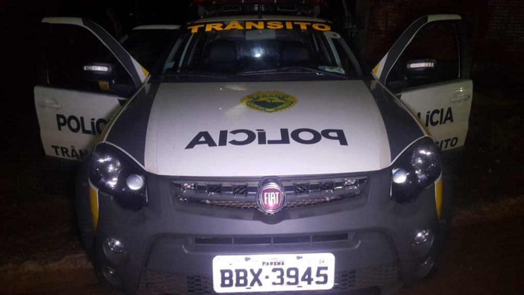 Homem que havia acabado de sair de bar é detido por embriaguez ao volante