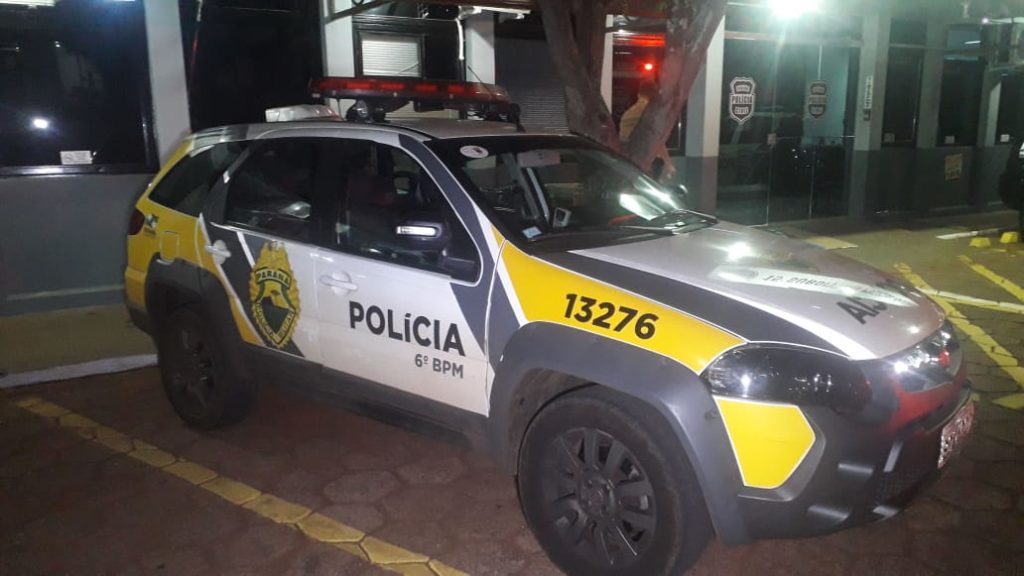 Homem que foi ferido por faca é encaminhado à Delegacia