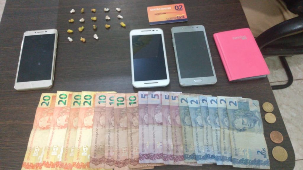 PM prende casal por tráfico de drogas, em Maringá