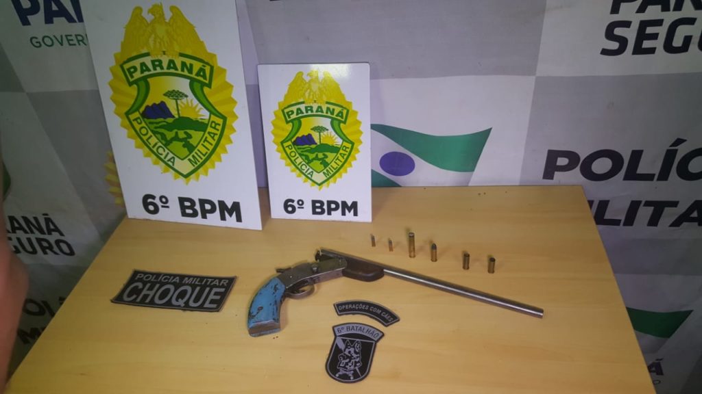 Idoso é detido com espingarda e munições, no Bairro Cascavel Velho