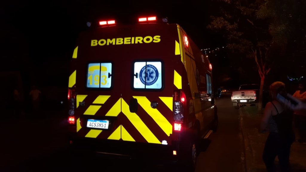 Motociclista fratura perna em acidente no Bairro Interlagos