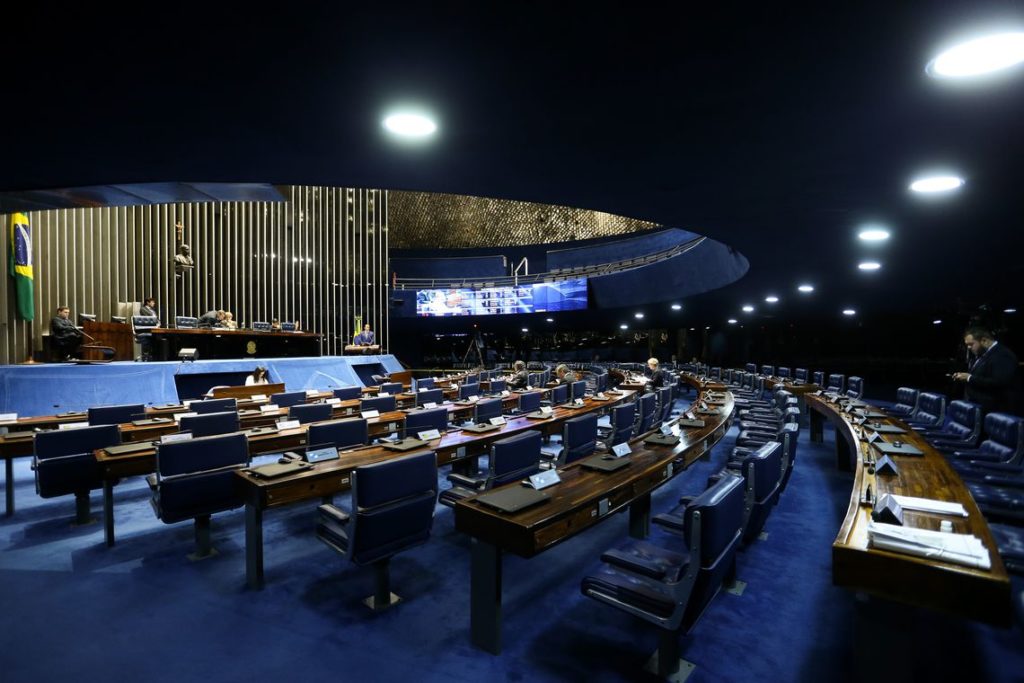 Doze propostas de consolidação da legislação brasileira estão prontas para votação no Plenário