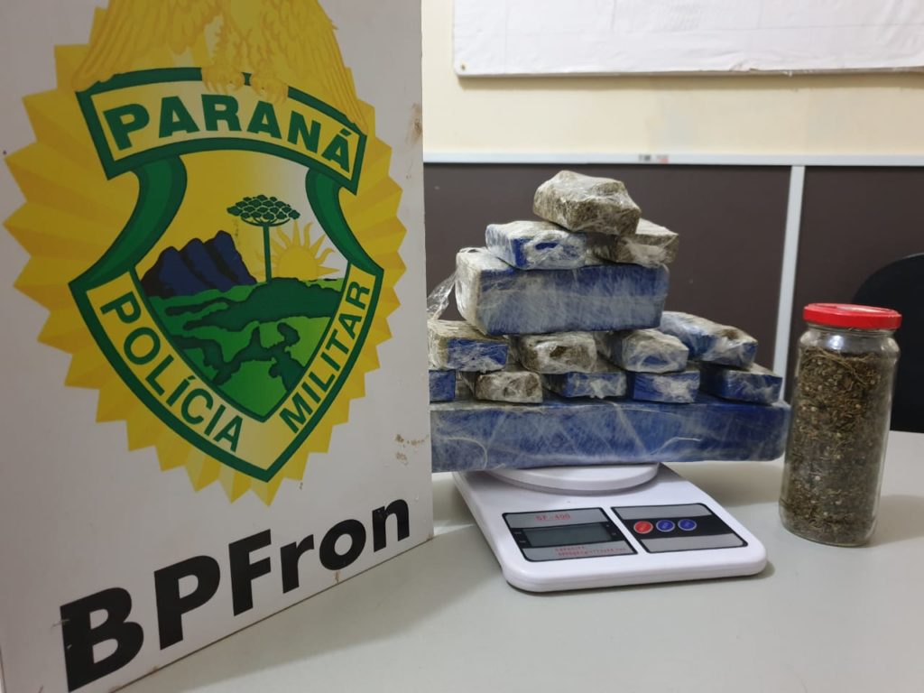 BPFron apreende maconha e dois adolescentes em Guaíra