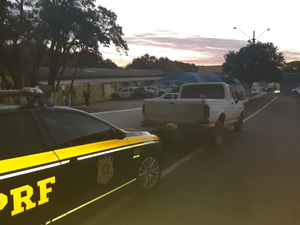 Roubada há quase 20 anos no RJ, F-1000 é recuperada na Ponte Internacional da Amizade