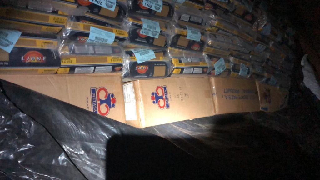 Polícia Federal apreende grande quantidade de cigarros contrabandeados