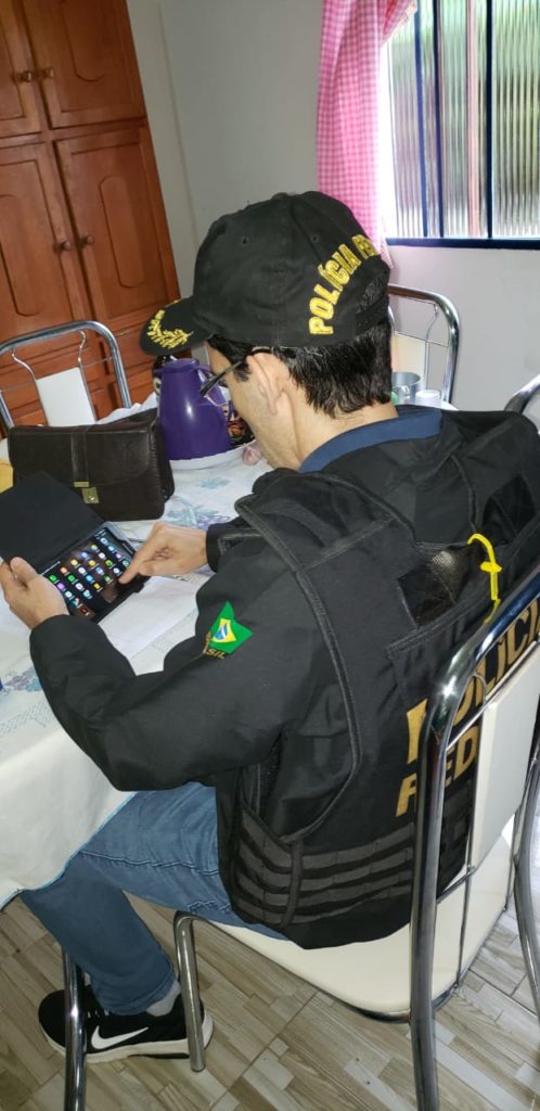 PF cumpre mandados contra suspeitos de compartilhar pornografia infantil na internet