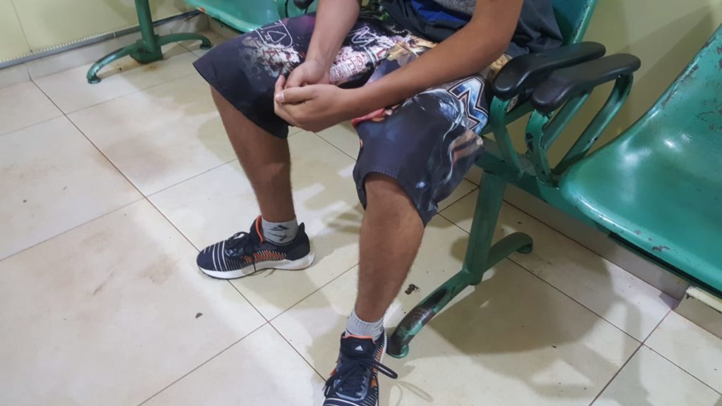 Equipe da Base Oeste da PM aborda e flagra adolescente com cigarros de maconha no Coqueiral