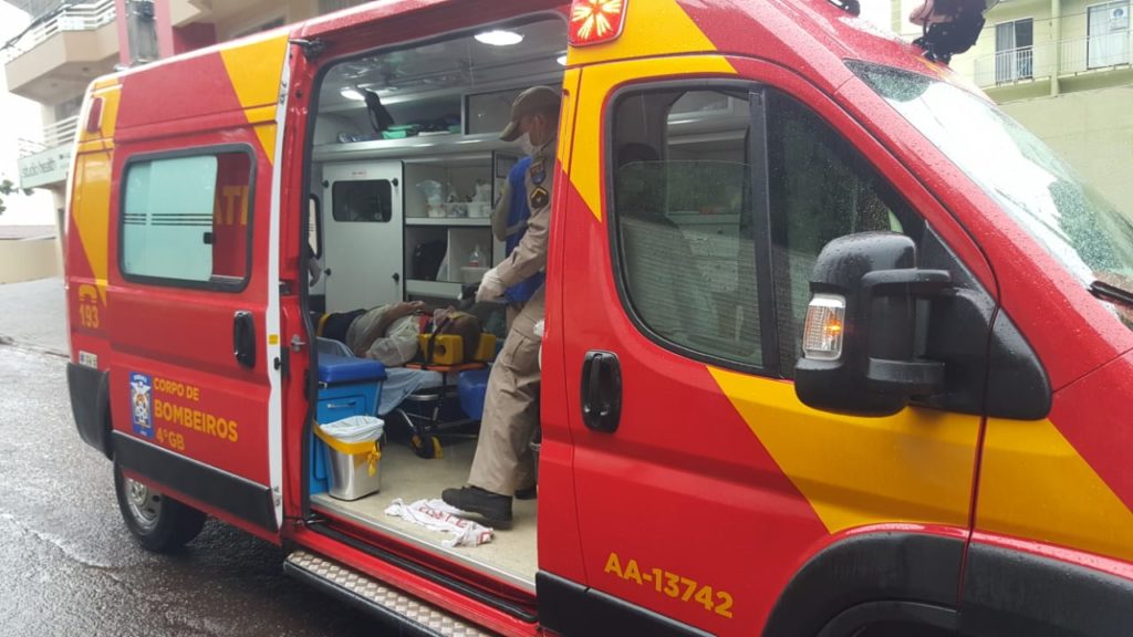 Siate é acionado para atender idoso de 85 anos ferido