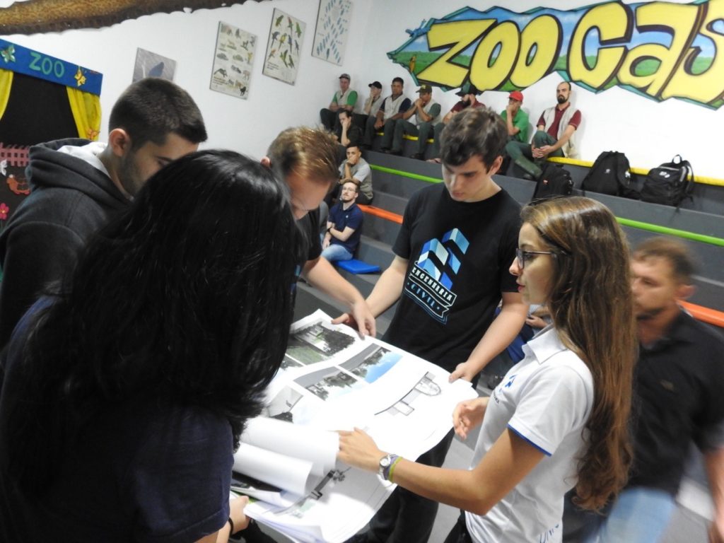 Unioeste doa projetos para Zoológico Municipal de Cascavel