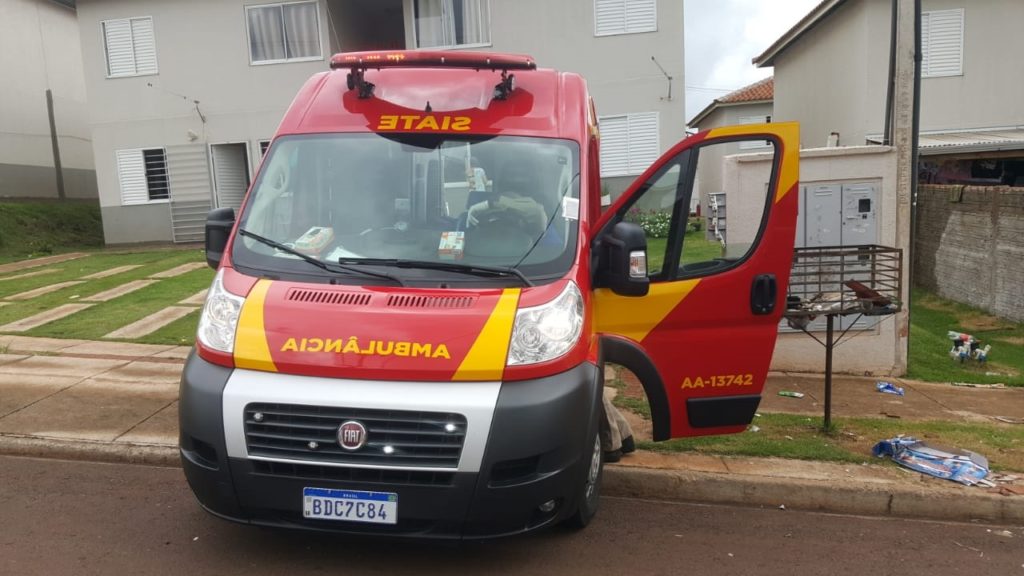 Idosa é socorrida pelos Bombeiros no Conjunto Riviera