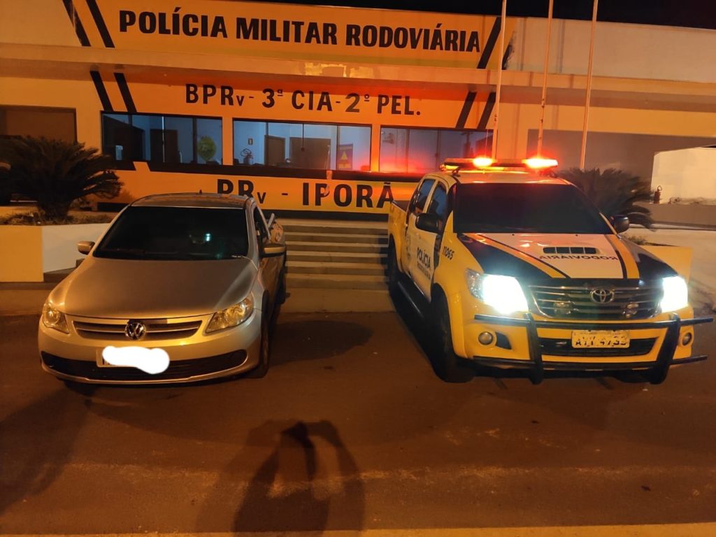 Irmãos são detidos pela PRE com carro furtado em Campo Mourão