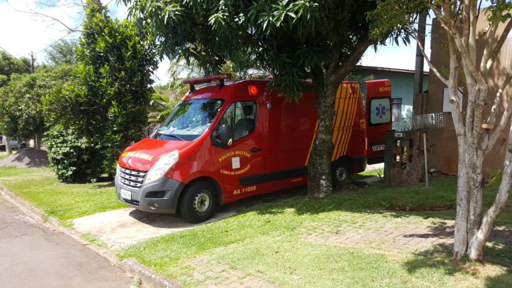 Idosa de 84 anos se fere ao sofrer queda no Bairro Parque São Paulo