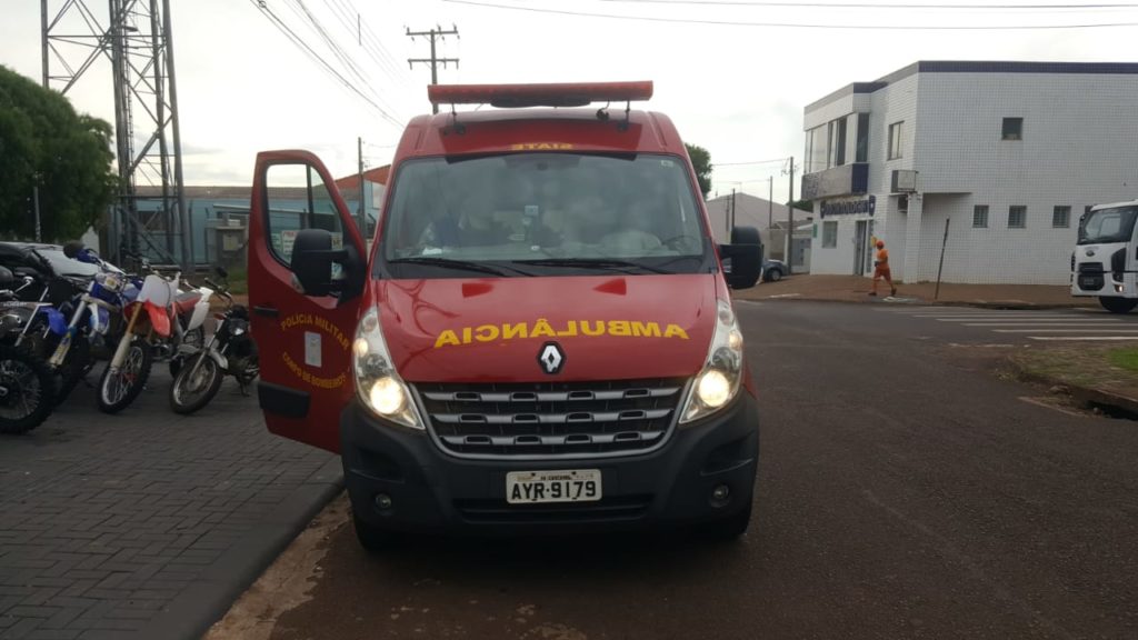 Motociclista sofre queda ao atropelar cachorro no Bairro XIV de Novembro