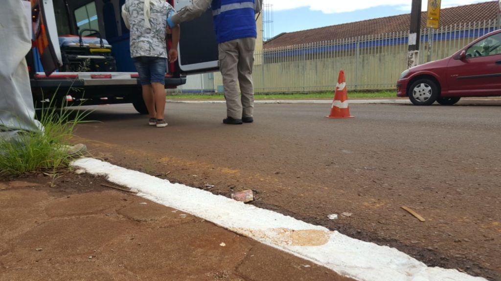 Menino de 10 anos é socorrido após quebrar o braço