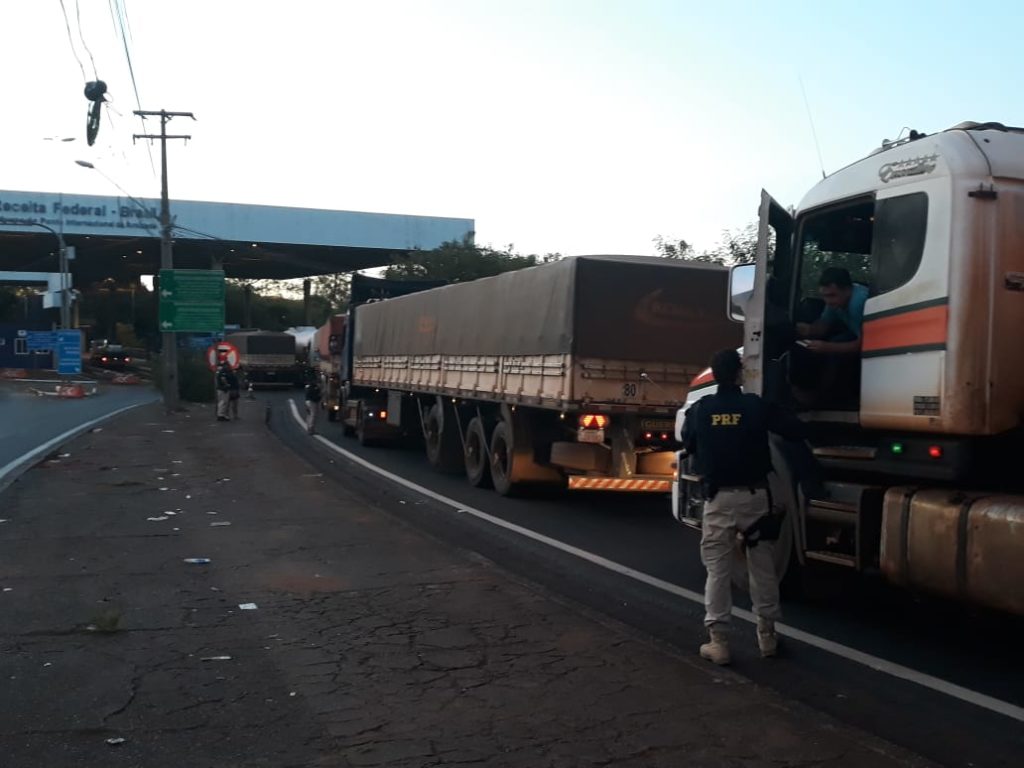 PRF realiza 14ª edição da Operação Cruze Seguro nas aduanas da tríplice fronteira