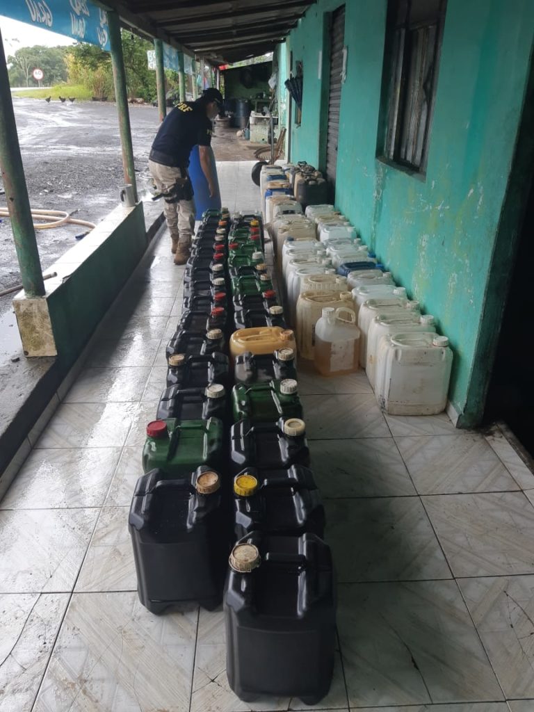 PRF descobre em Ortigueira borracharia que comercializava combustíveis