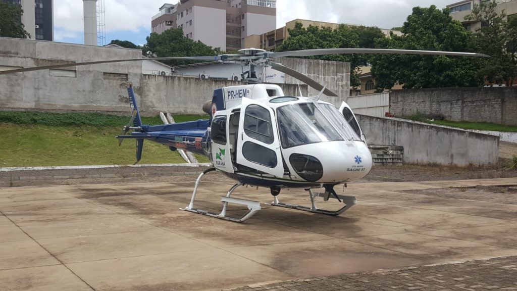 Homem que sofreu infarto em Assis é trazido de helicóptero a Cascavel