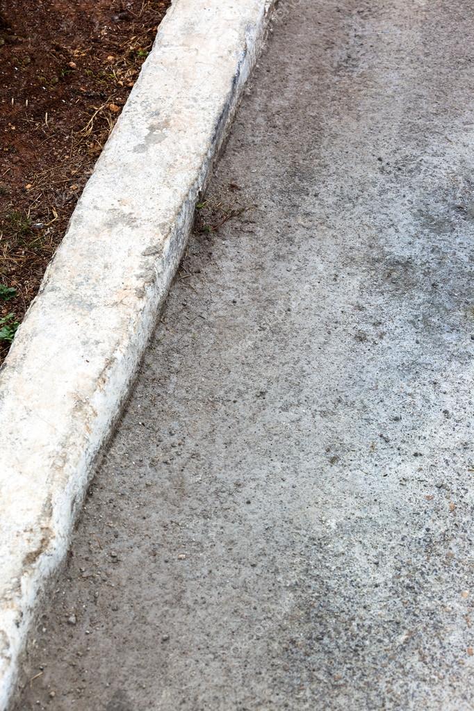 Depois de apontamentos do TCE, prefeitura suspende mais uma licitação de asfalto Imagem referente a Depois de apontamentos do TCE, prefeitura suspende mais uma licitação de asfalto