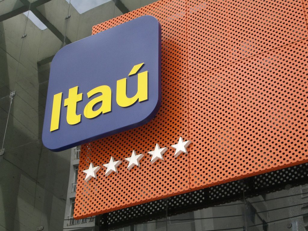 Banco Itaú indenizará idosa em mais de R$ 17 mil