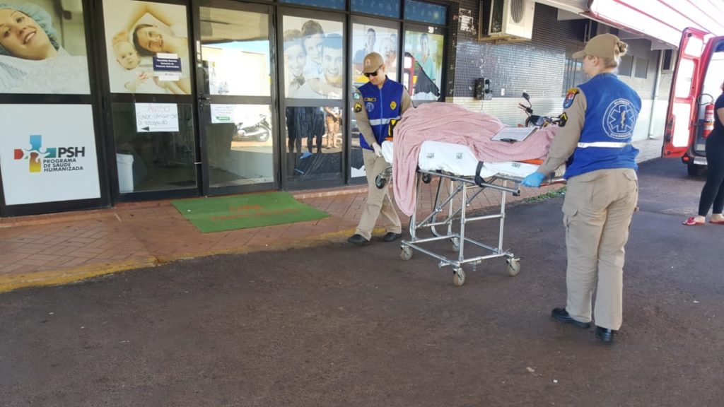 Idosa é socorrida ao sofrer queda na área rural de Cascavel