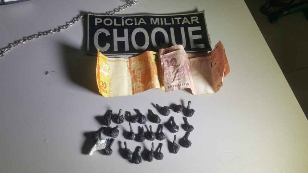 Rapaz é preso por tráfico de drogas em Cascavel