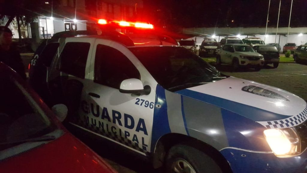 Adolescente é apreendido após agredir a própria mãe