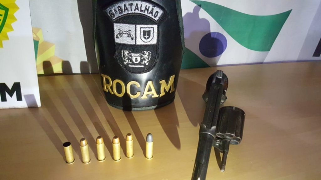 Três são presos com arma de fogo no Bairro Cancelli