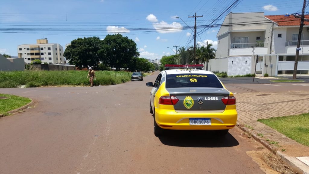 Veículos colidem no Bairro Pioneiros Catarinenses