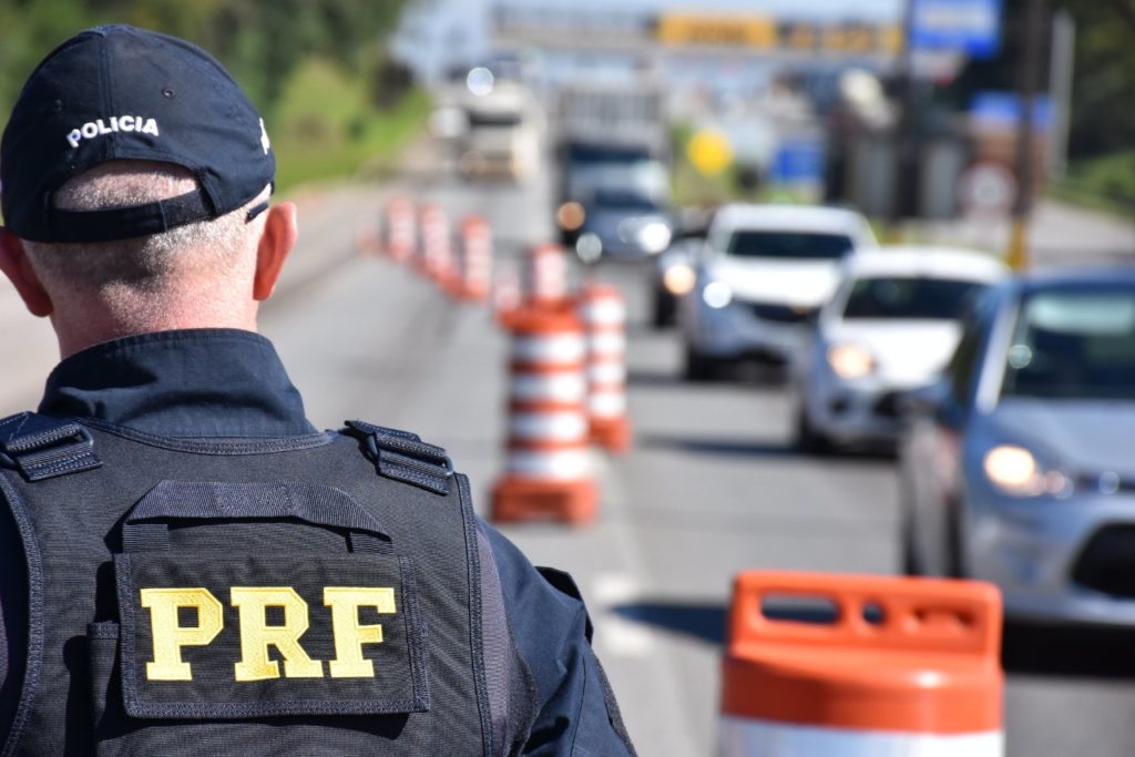 PRF inicia operação Ano Novo neste sábado