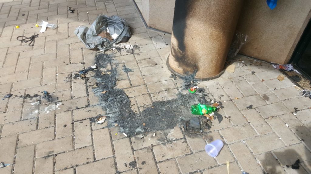 Ações de vandalismo deixam comerciantes indignados na Avenida Assunção