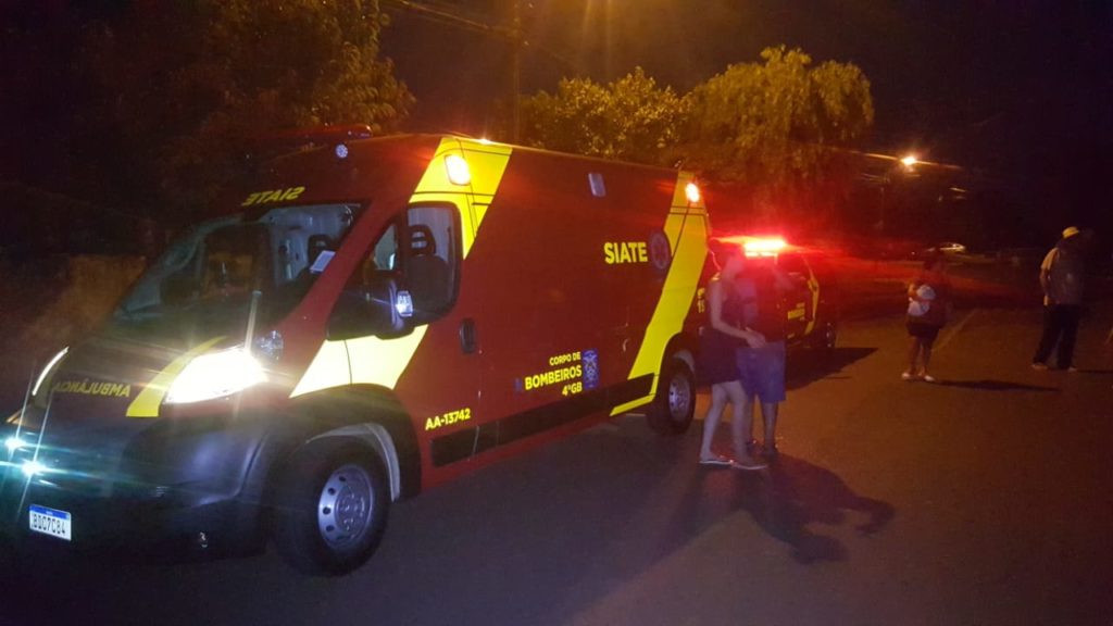 Jovem de 22 anos sofre graves lesões ao sofrer queda de bicicleta no Bairro Cataratas