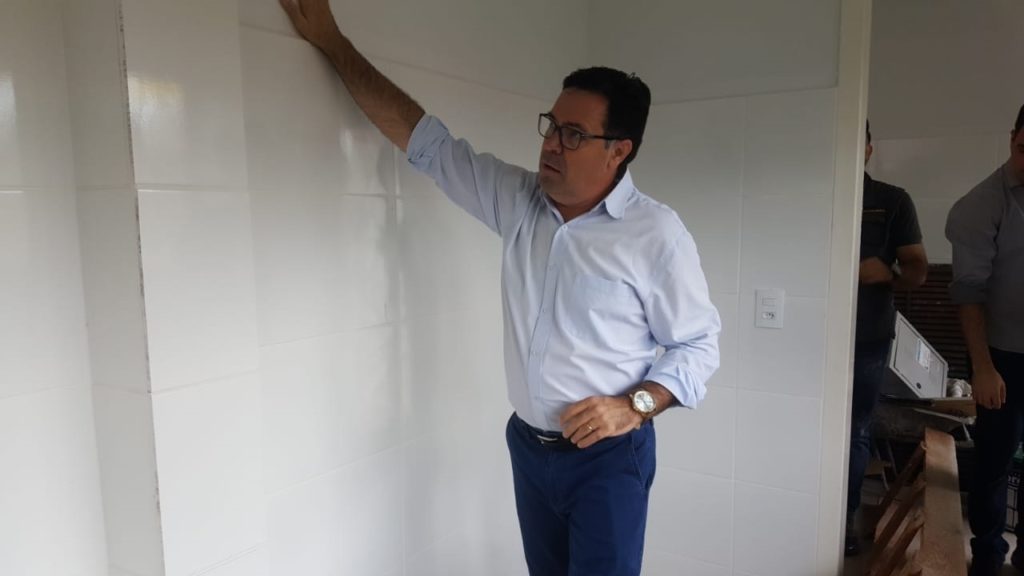 Prefeito em exercício vistoria obras da UBS XIV de Novembro