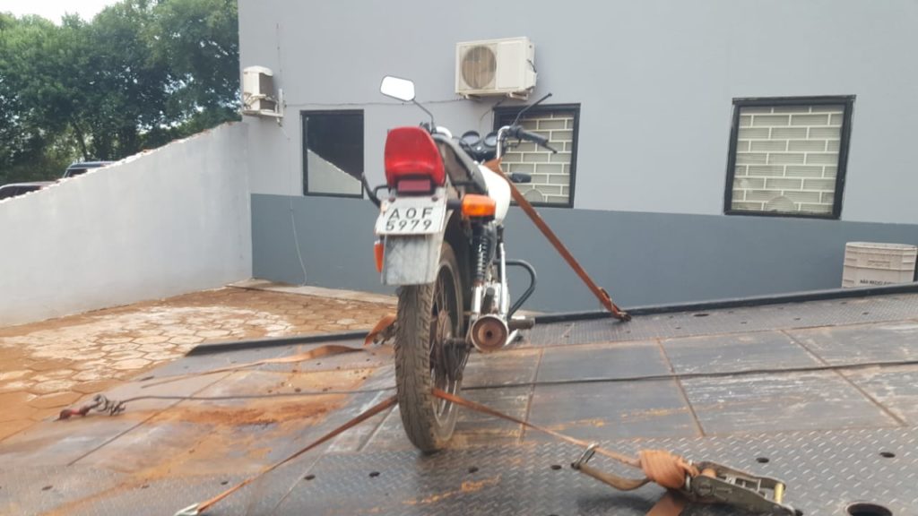 Moto furtada é recuperada em ação da Polícia Militar no Aclimação